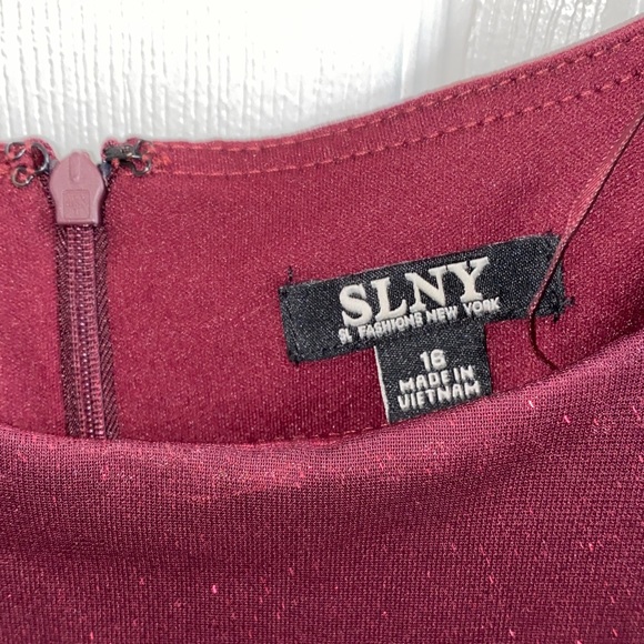 SLNY Burgundy Maxi Dress - Picture 5 of 12